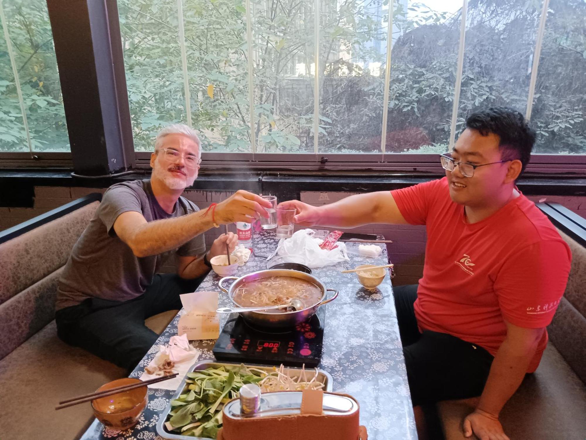 Riverside International Youth Hostel阅江老院青年旅舍 تشونغتشينغ المظهر الخارجي الصورة