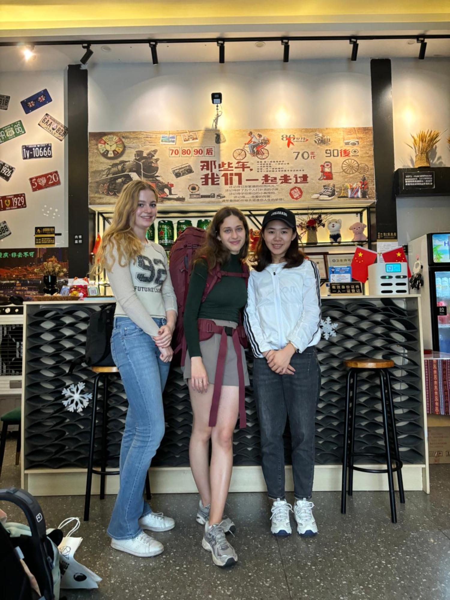 Riverside International Youth Hostel阅江老院青年旅舍 تشونغتشينغ المظهر الخارجي الصورة